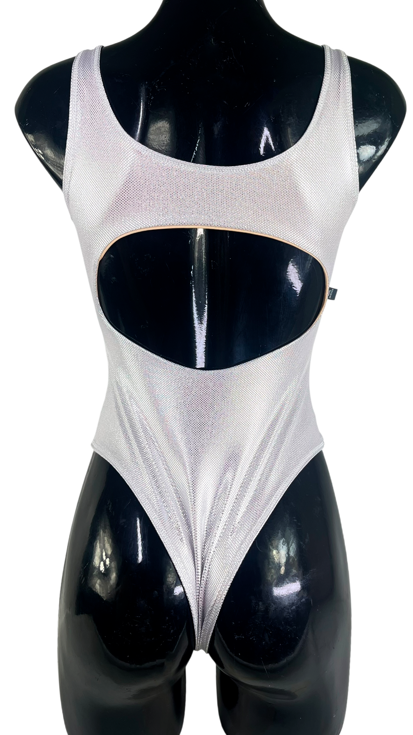 BODY CUT-OUT "LUSTER PLATINO”