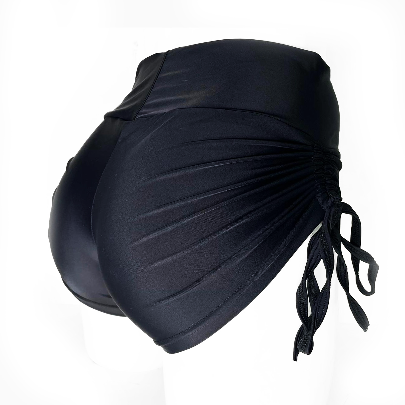 SHORT JARETA "BLACK MATTE"