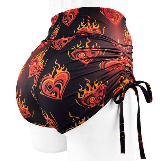 SHORT JARETA "LOVE FLAME"