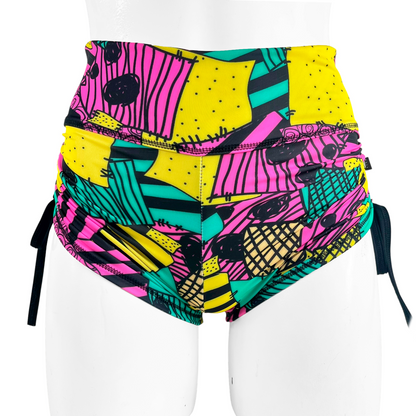 SHORT JARETA "SALLY´S PATCH"