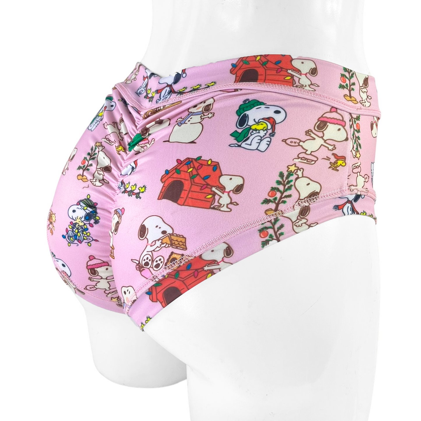 LOW PRO "SNOOPY XMAS"